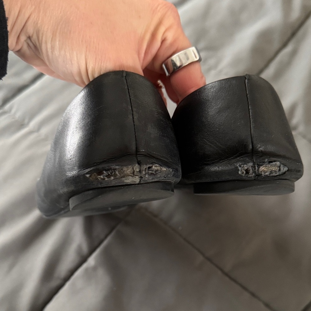 Tory Burch Black Loafers with Gold Emblem - Picture 3 of 4